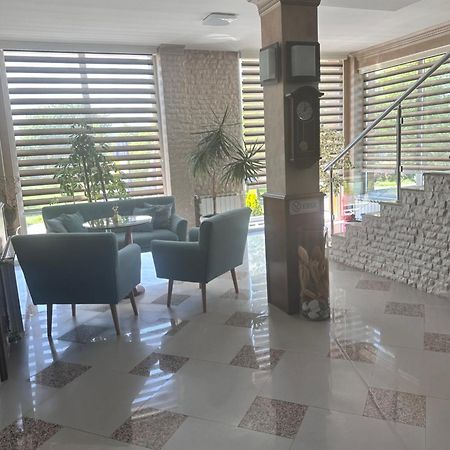 Hotel New Milenium Lukavac 외부 사진
