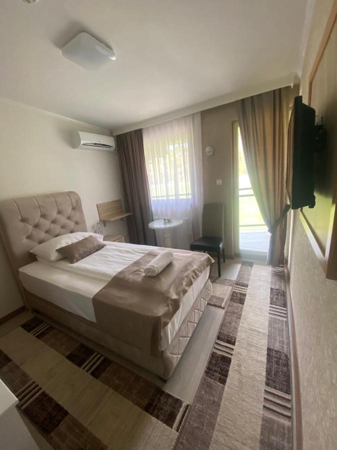 Hotel New Milenium Lukavac 외부 사진