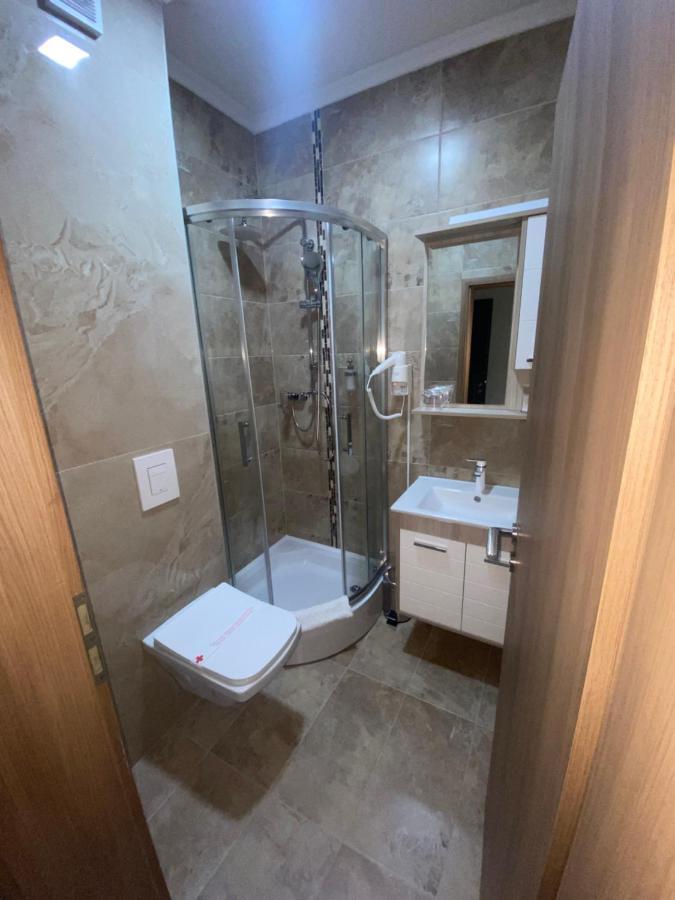 Hotel New Milenium Lukavac 외부 사진