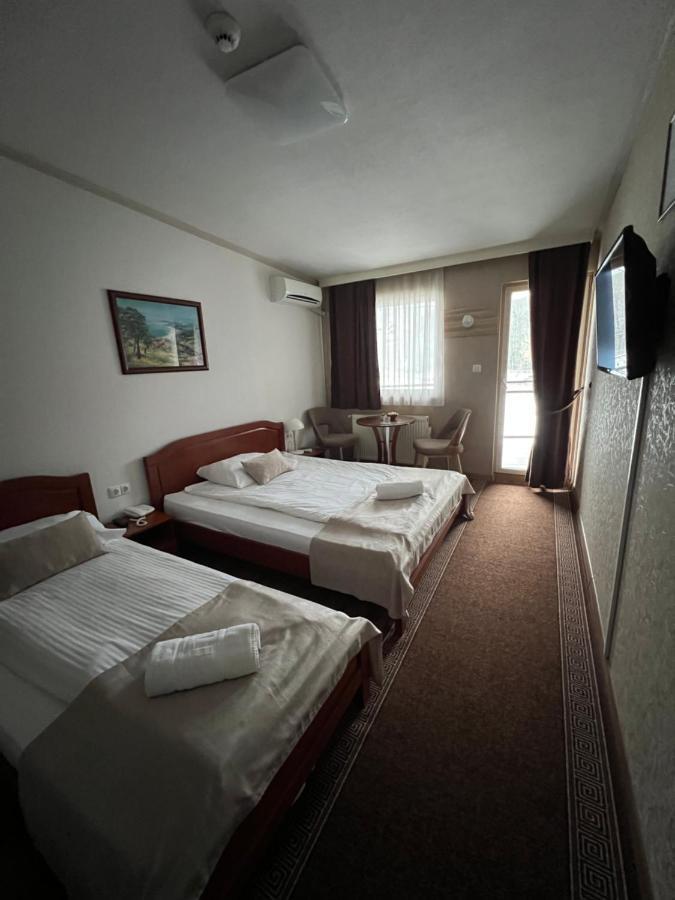 Hotel New Milenium Lukavac 외부 사진