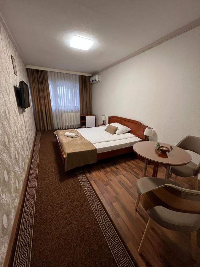 Hotel New Milenium Lukavac 외부 사진