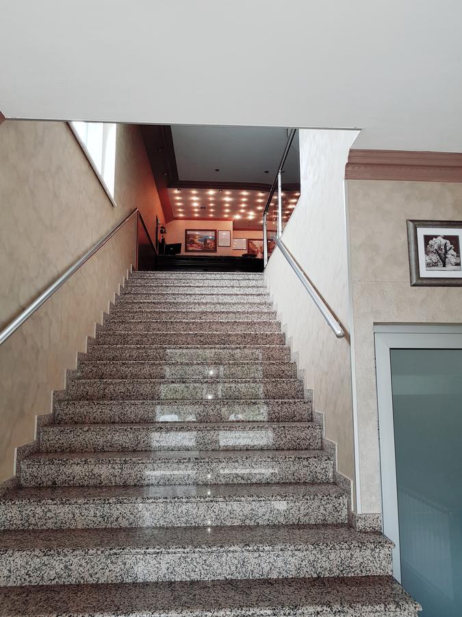 Hotel New Milenium Lukavac 외부 사진